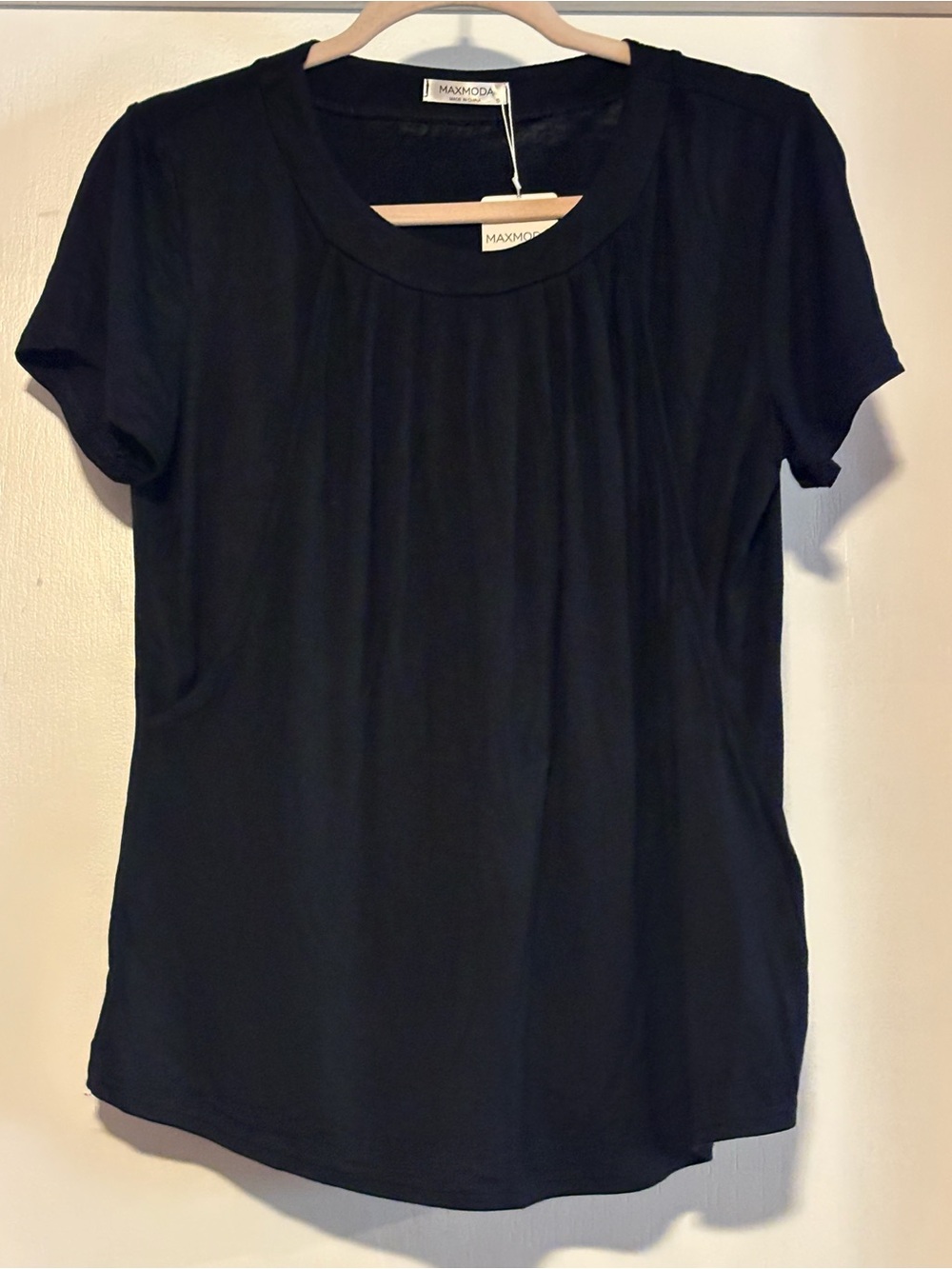 MaxMara Black Short-Sleeve nursing Crewneck Tee breast feeding